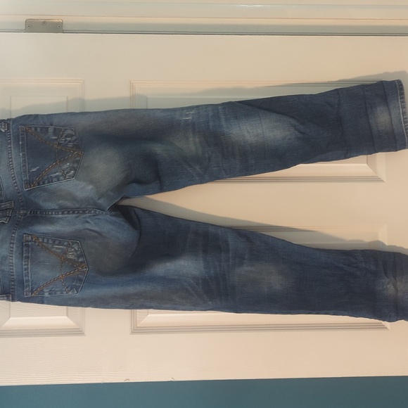 Kut from the Kloth Catherine Boyfriend 10 distressed - Picture 5 of 13